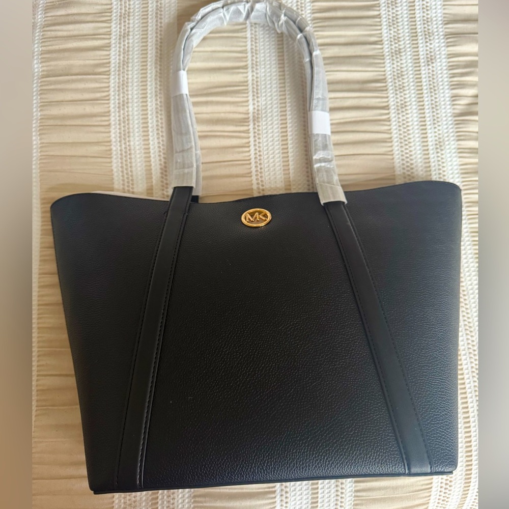 NWT Michael Kors purse
